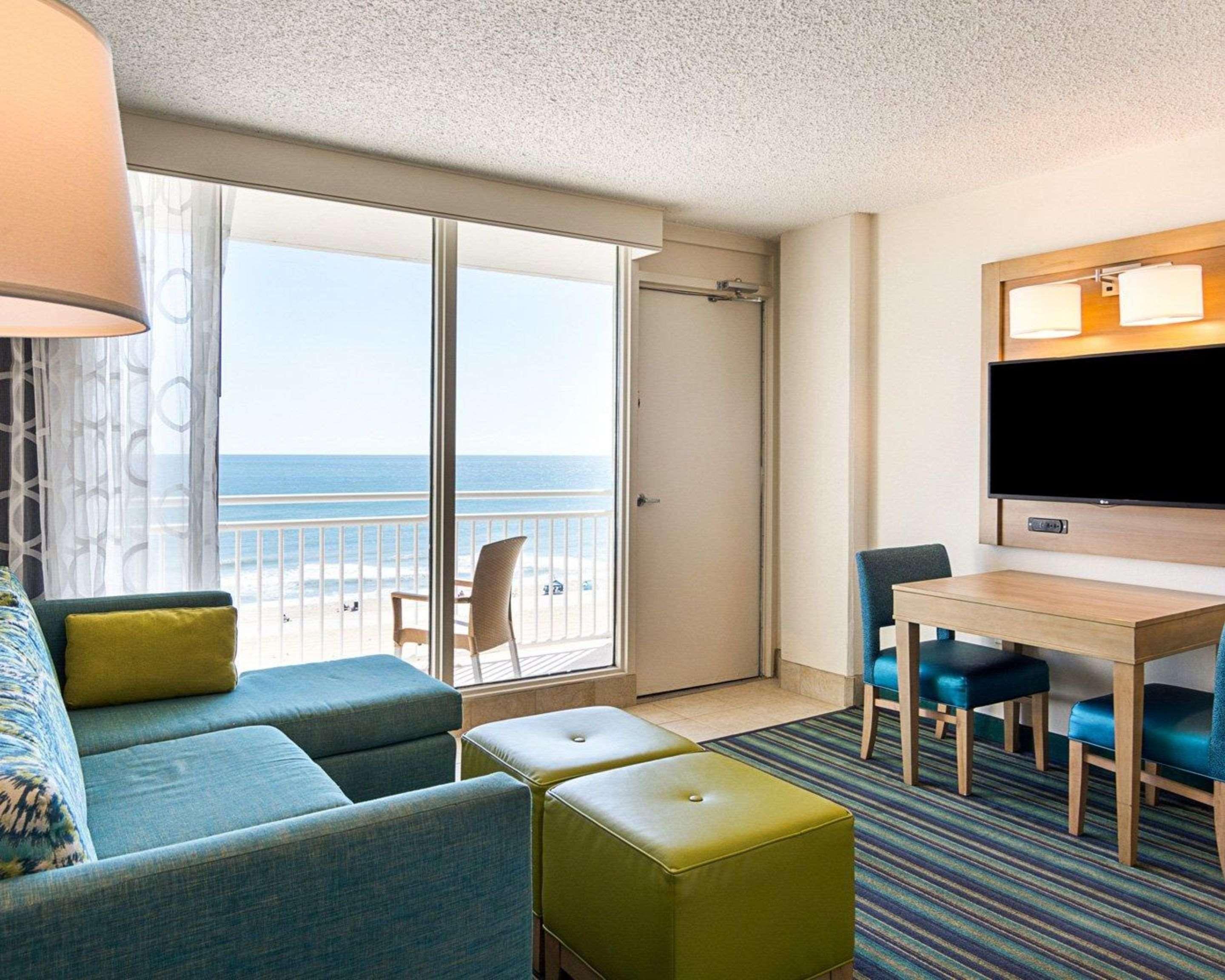 Comfort Beachfront Hotel